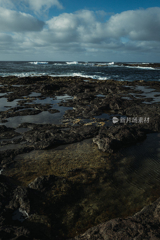 Punta de Hidalgo海岸在加那利群岛的特内里费岛